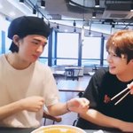 [스키즈] 떡뽀끼<b>치킨</b>