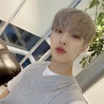 [에이티즈] 민기이날 <b>셀카</b> 많이 찍어둔거였음 좋겠당ㅋㅋㅋㅋ