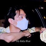 [펜타곤] <b>느와르</b> 재질의 형구 + 빨간배경 눈빛 ㅠ