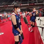 와 여자<b>배구</b> 한일전 끝나고 기자들이 김희진한테