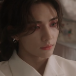 [황현진] 하 <b>모니터</b>하는 얼굴