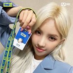 [<b>여자</b>아이들] 분위기 개쩌는 소연 정장<b>패션</b>