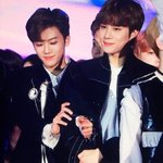 [NCT즌] 팔 빼고싶은 나나 <b>vs</b> 놓아줄 생각없는 오복이