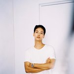 이 남돌은 갈수록 몸이 더 좋아지는 거 같다