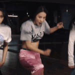 [모두드루와] 어제 공개되고 화제된 <b>JYP</b> 신인여돌 핑크바지 걔