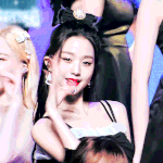 아까 장원영 <b>쿠로</b>미 짤 올린 쓰니야