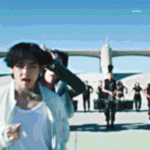 <b>야들</b>아 근데 뷔 춤선 진짜 미친거같음