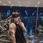 [펜타곤] <b>홍석</b>이 몸 뭐야