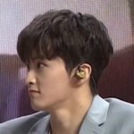 [NCT즌] 근데 마크 지금 머리 완전 탱탱해보여
