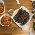 [트레저] 애들 고기 구워먹은 사진