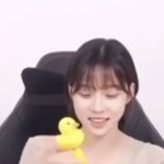 [댓글부탁해] 윈터 혼내는 카리나(<b>feat</b>.카리나가 리더인 이유)