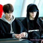 [NCT즌] <b>용이</b> 눈빛으로 사람한명 죽일 기세임