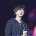 [댓글부탁해] <b>아미</b>들아ㅜ 남준 브이앱언젠지아는사람