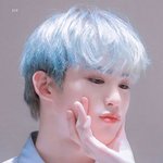 자꾸만 <b>시선</b>이 머무는 남돌 '입술'