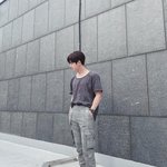 [펜타곤] 공별 개인인스타 홍석이 <b>옷핏</b>봐