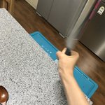 <b>키위</b>인질을잡아왓다