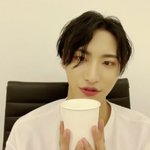 [에이티즈] <b>은은</b>하게 웃김
