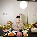 <b>생일상</b> 잘 차려주는 소속사