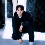 [군대] 전정국 <b>입술</b>을 깨물어??