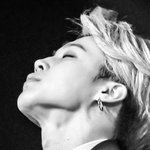방탄 지민 <b>턱</b><b>선</b>