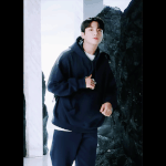 [군대] 정국이가 메고 있는 <b>크로스</b>백