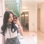 근데 예쁜애들은 왜 머리카락도 예쁘냐?
