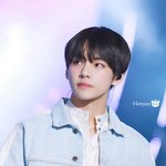 [군대] <b>청자켓</b> 입은 김뷔