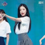 나 <b>아린</b>이랑 다리 똑같은데