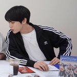 [NCT즌] 나 김도영 <b>옷핏</b> 너무 부러워