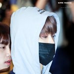 <b>이분</b> 누구야..?? ㅈㅂ 알려줘ㅠ