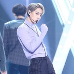 [EXO] ㄴ ㅏ 빨간수트보다 <b>보라</b>니트가 조카