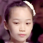<b>김채원</b> 초딩때랑 개똑같이생김
