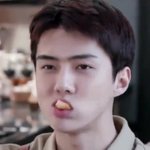 [세훈] 난 <b>저녁</b> 지금 먹는다