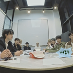 [세븐틴] 헐 <b>옷</b>보니깐 히쟈나때잖아!!