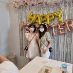여자친구 예린 <b>엄지</b>