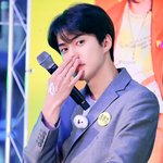 2년전 오늘의 <b>세훈</b>