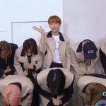 더보이즈 이거 뭔 <b>활동</b> <b>때</b>냐