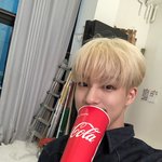 [NCT드림] 내 최애 젠오 금발<b>셀카</b>