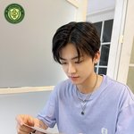 [NCT드림] 저 <b>손</b>으로 초록하트스티거 붙였다 생각하니