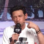 70년생 <b>황정민</b> 아저씨도 해주는 애교를