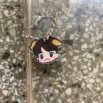 변백현 <b>뱃지</b> 만들었다