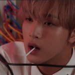[NCT즌] 얜 얼굴에 뭐가 있어