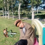 새<b>벽판</b>에 웃긴 애들 졸ㅇ라 많네