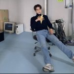 [NCT칠프] 태용선배 <b>바지</b> <b>무릎</b>이