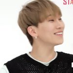 [BTOB] 후배 바라보며 노래하는 눈빛