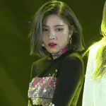 <b>류진</b>