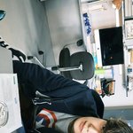 [댓글부탁해] 아 나 다리 개아픈데
