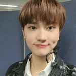 [엔터톡] <b>윙크</b> 못하는 아이돌