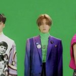 [NCT칠프] 아니 뒷 배경이 <b>초록</b>인데 애 <b>옷</b>을....