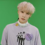 [NCT칠프] 아니 김정우 <b>뱃지</b> 이거인거 개킹받는다고